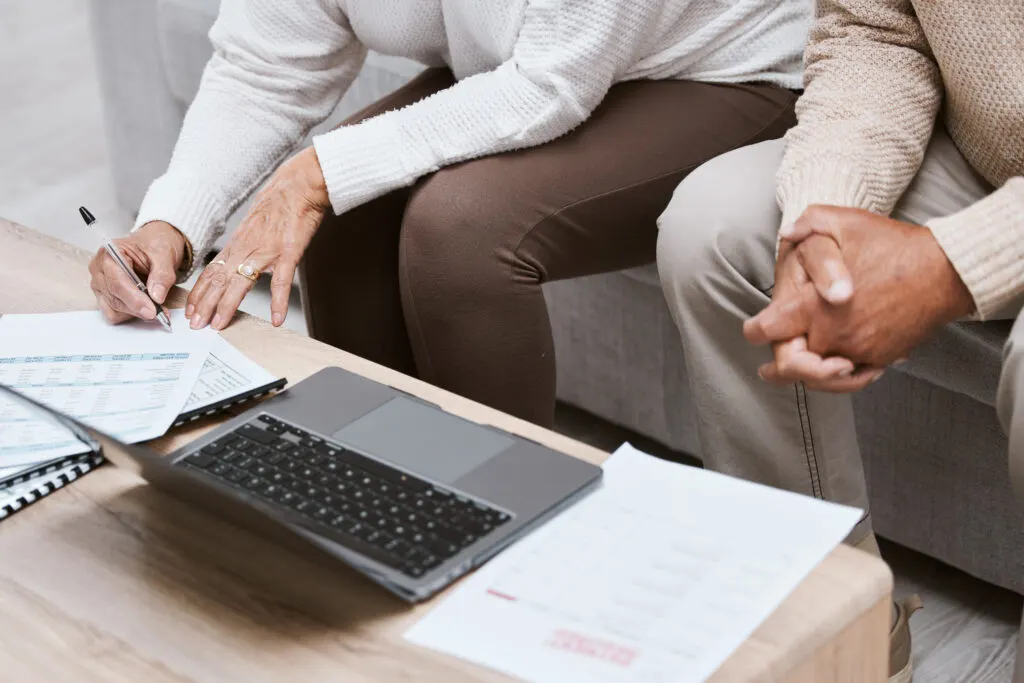 Avis sur bureau assis-debout Flexispot : découvrez-le sur waxoo.fr !