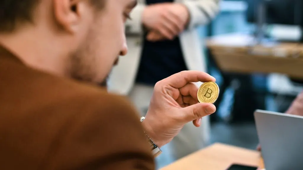 Nuovo calo di Bitcoin: diminuisce il trading di criptovalute (13/09/2021)